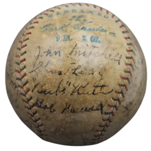 Weiss Auctions’ Sports Memorabilia Extravaganza